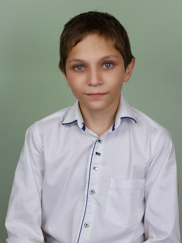 Чернышов Данил Алексеевич.